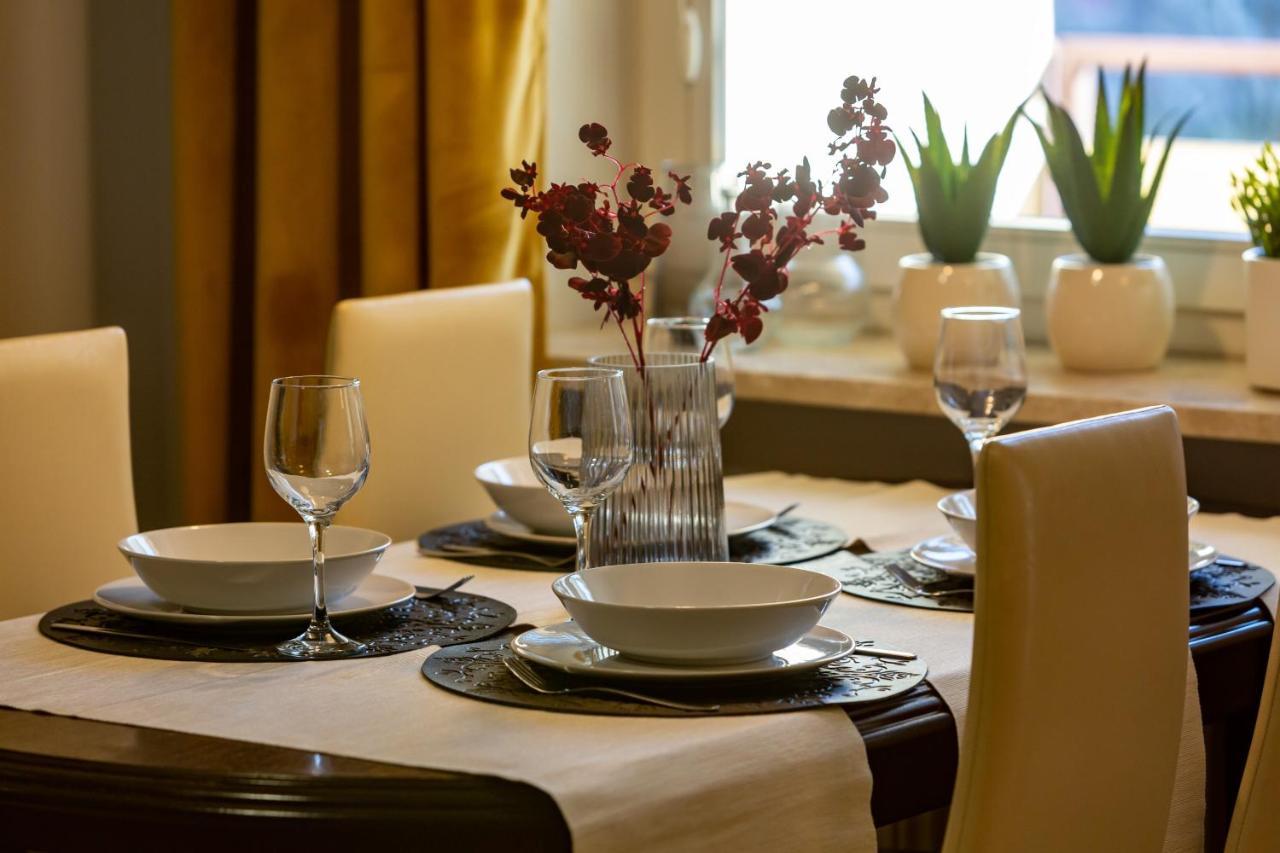 Mokotow Apartment Bluszczanska By Noclegi Renters วอร์ซอ ภายนอก รูปภาพ
